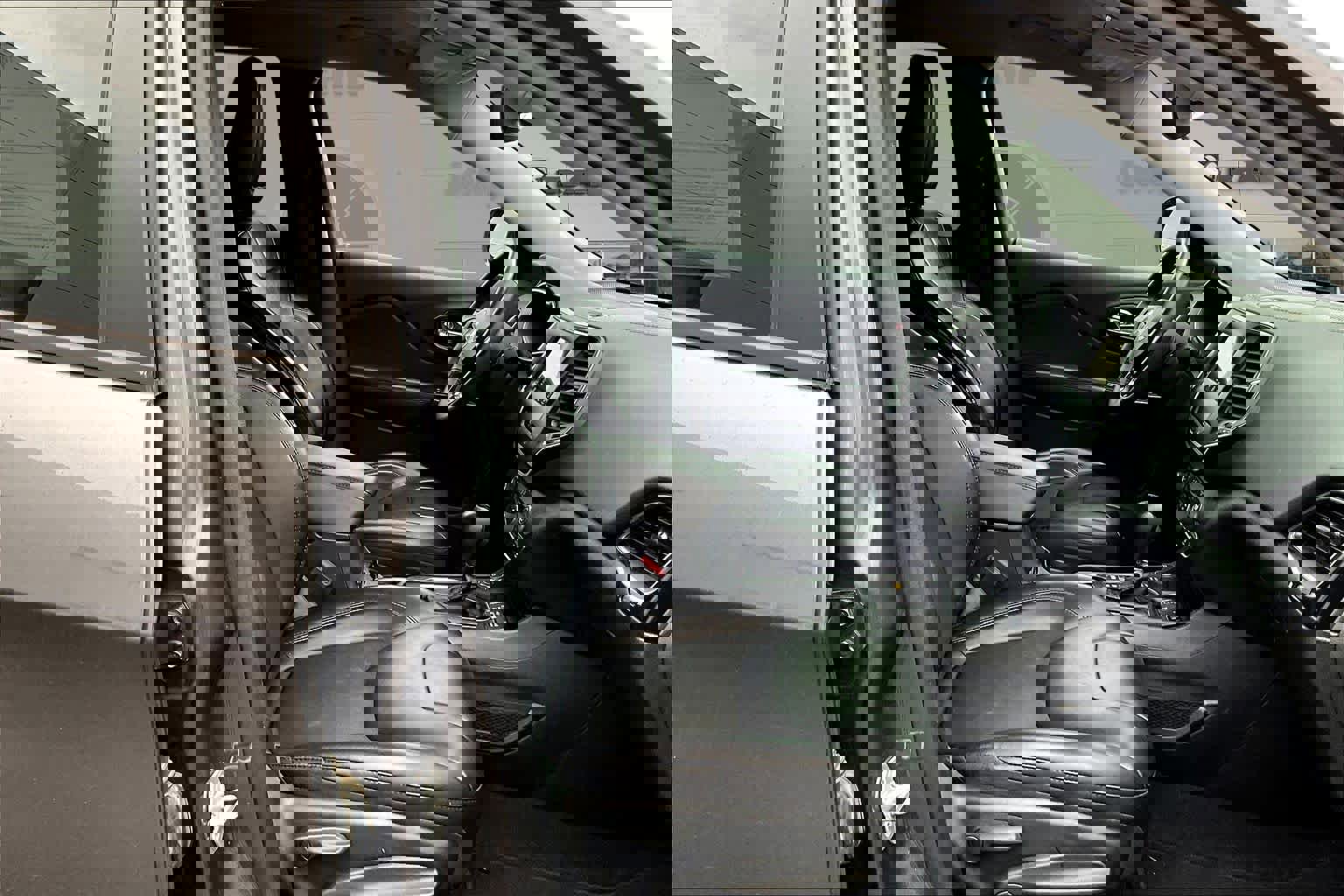 Used 2021 Jeep Cherokee Altitude image 14