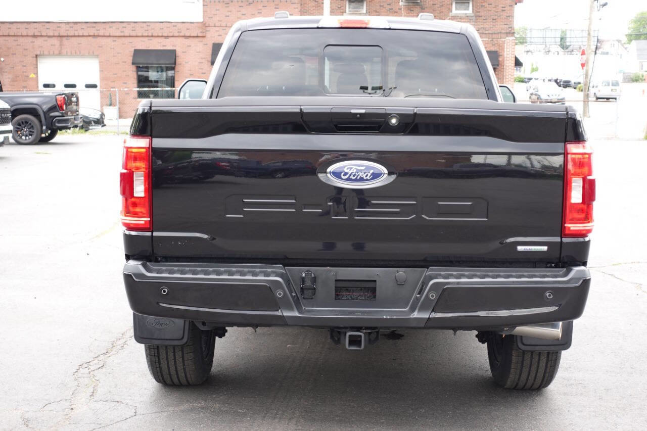 Used 2022 Ford F150 XLT w/ Equipment Group 302A High AWD/4WD image 9