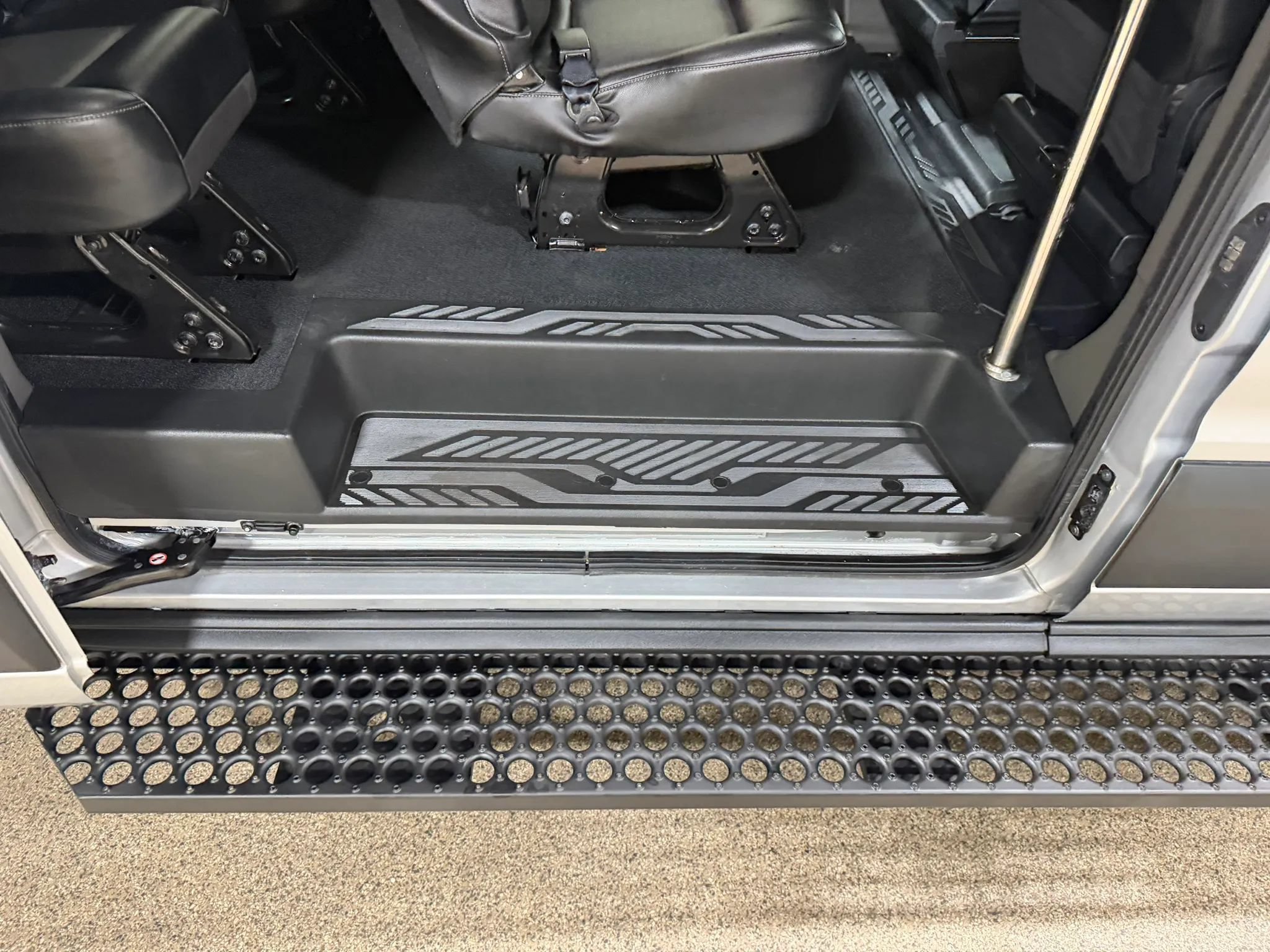 Used 2022 Ford Transit 350 XL RWD image 24