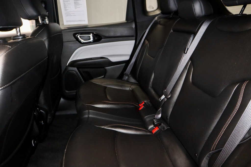 Used 2024 Jeep Compass Limited image 22