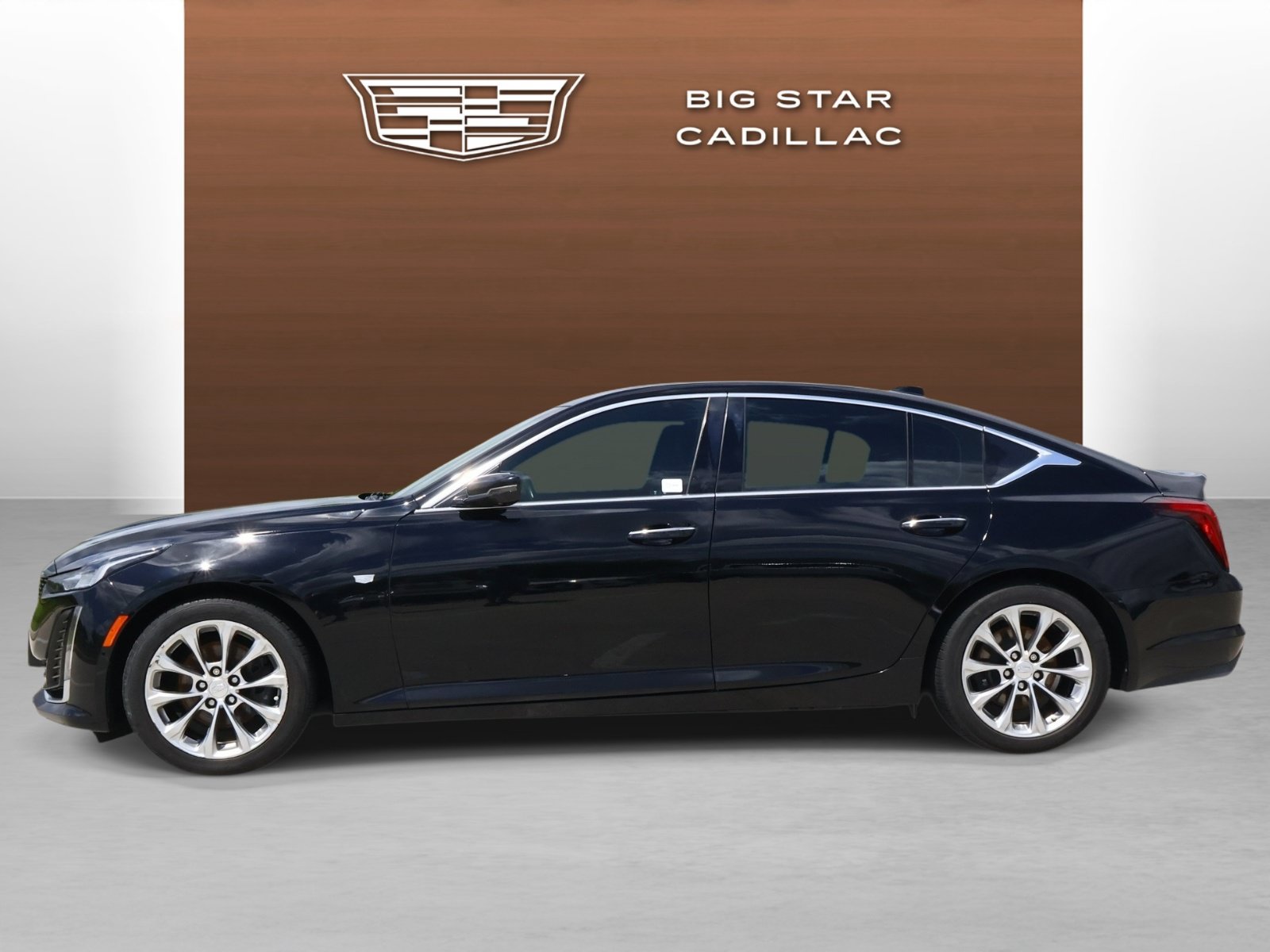 Used 2020 Cadillac CT5 Premium Luxury w/ Parking Package RWD image 2