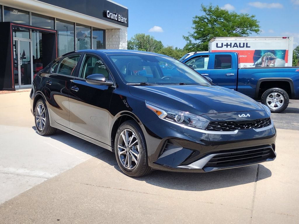 Used 2023 Kia Forte LXS FWD image 11