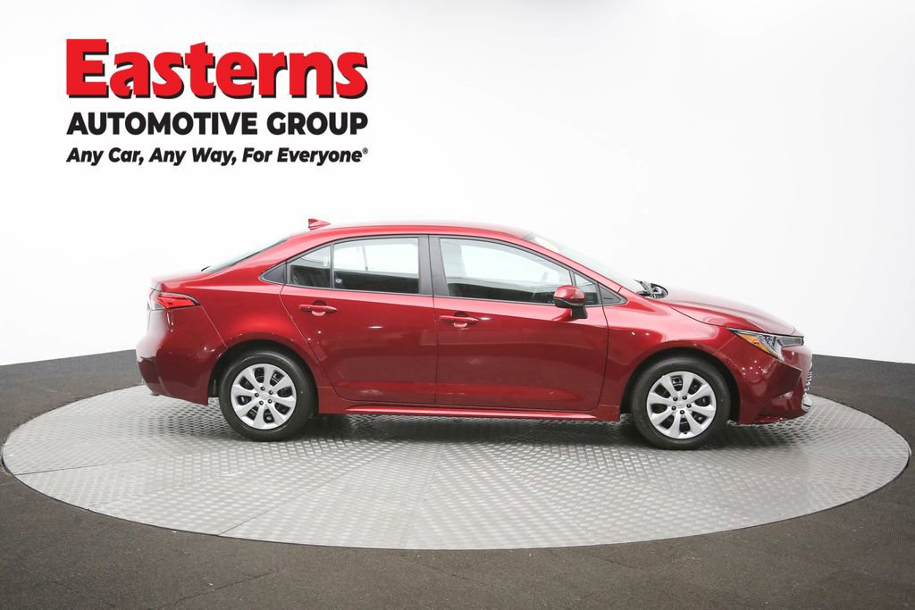 Used 2024 Toyota Corolla LE image 43