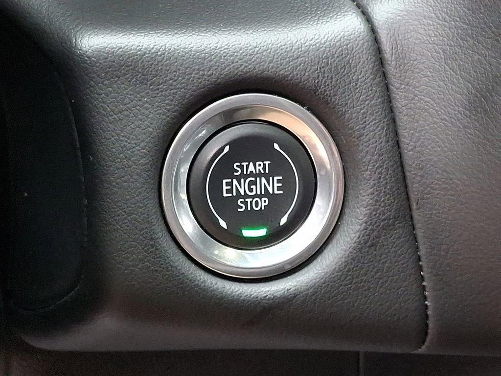 Used 2024 Chevrolet Tahoe Z71 w/ Luxury Package image 25