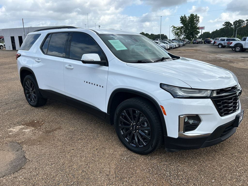 Used 2023 Chevrolet Traverse RS FWD image 5