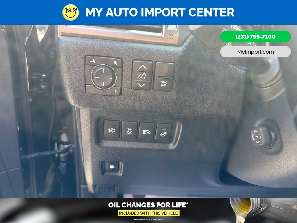 Used 2021 Lexus GX 460 Premium w/ Accessory Package AWD/4WD image 15