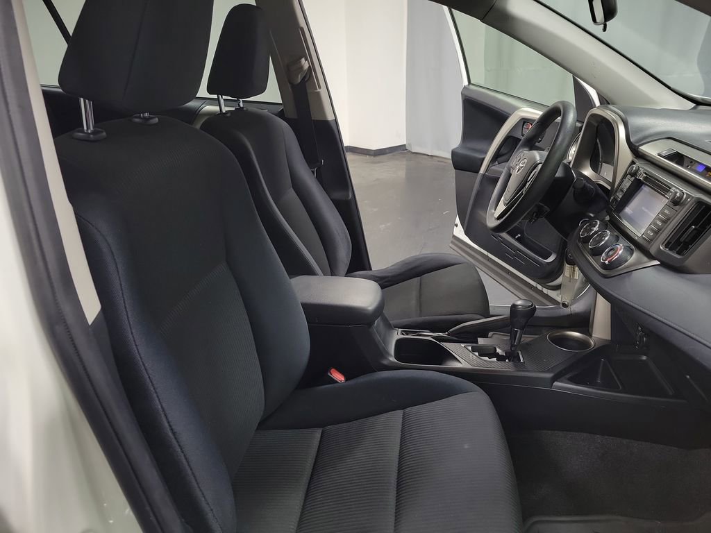 Used 2015 Toyota RAV4 LE image 22