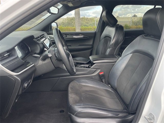 Used 2022 Jeep Grand Cherokee L Laredo image 18