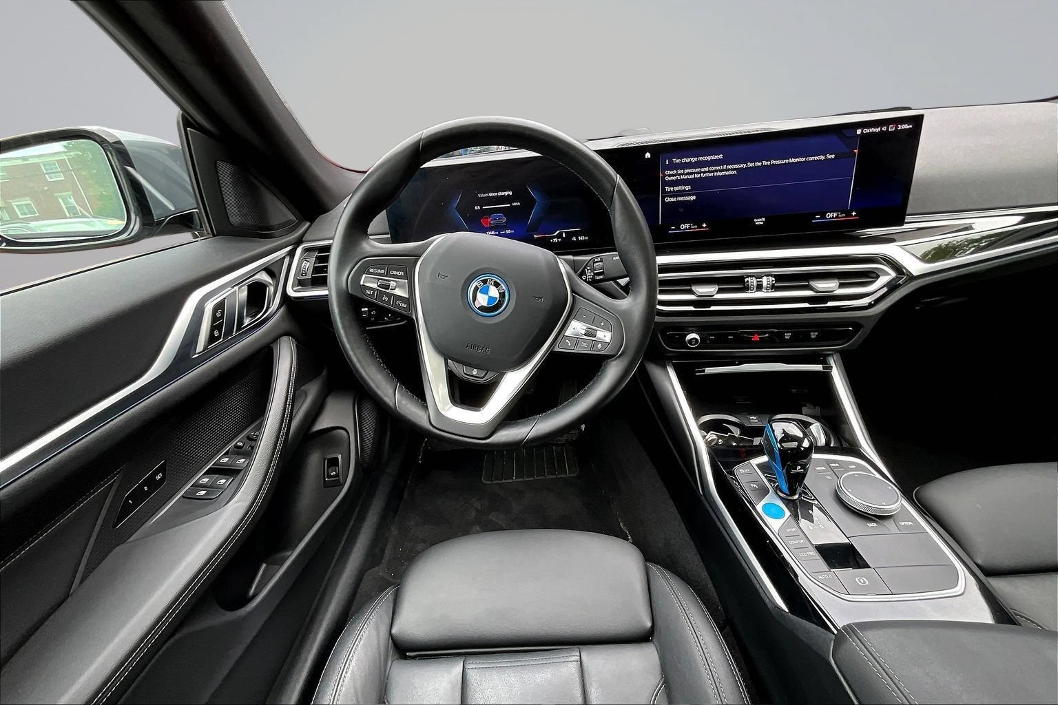 Used 2023 BMW i4 eDrive40 w/ Premium Package RWD image 7