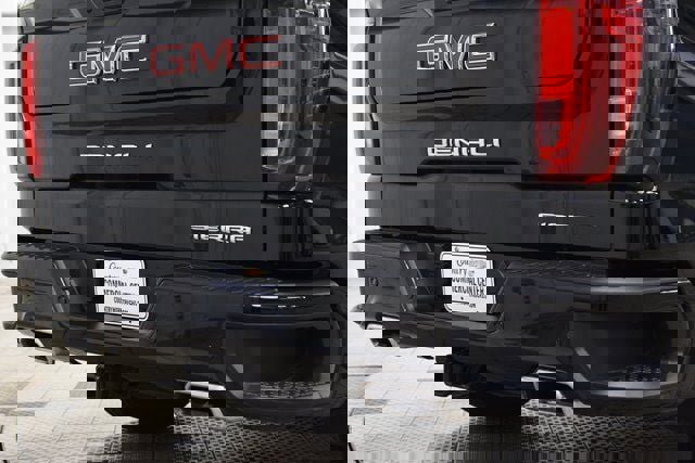 Used 2025 GMC Sierra 1500 Denali w/ Denali Reserve Package image 18