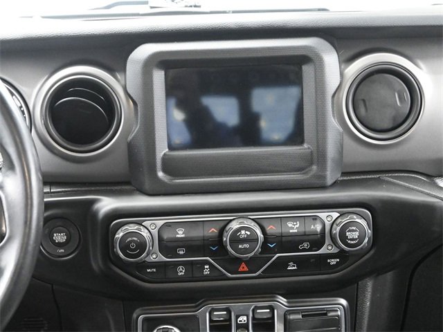 Used 2021 Jeep Gladiator Willys image 26