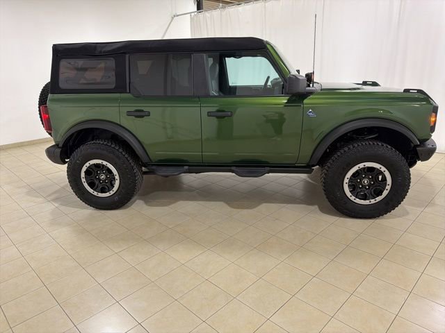 Used 2023 Ford Bronco Black Diamond AWD/4WD image 6