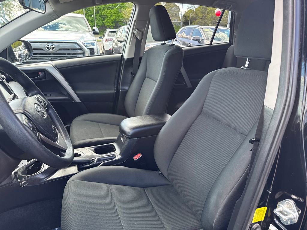 Used 2018 Toyota RAV4 LE w/ All Weather Liner Package AWD/4WD image 15