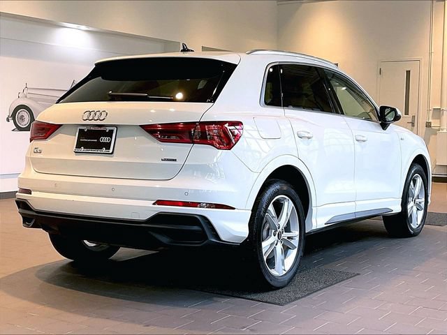 Used 2023 Audi Q3 2.0T Premium w/ Convenience Package AWD/4WD image 8