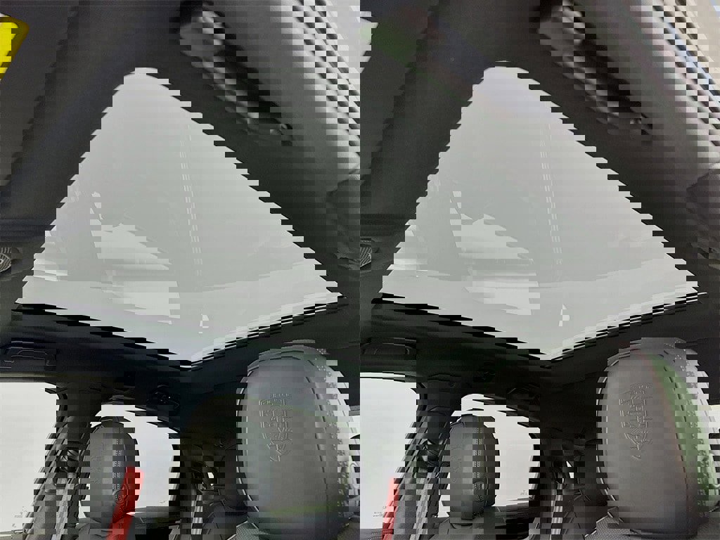 New 2026 Porsche Cayenne image 24