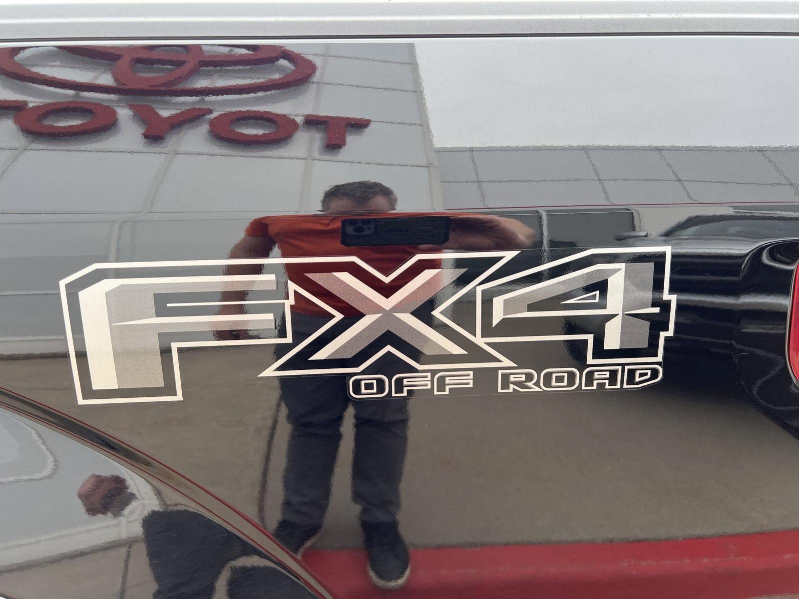 Used 2020 Ford F150 Lariat w/ Equipment Group 502A Luxury AWD/4WD image 26