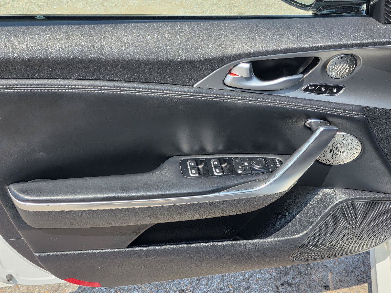 Used 2021 Kia Stinger GT2 RWD image 40