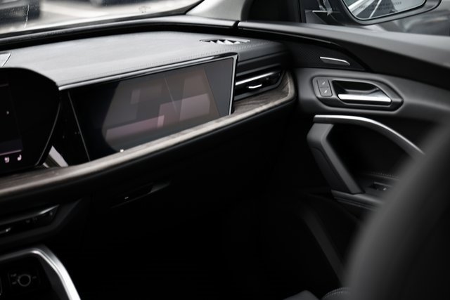 New 2025 Audi Q5 Prestige image 40