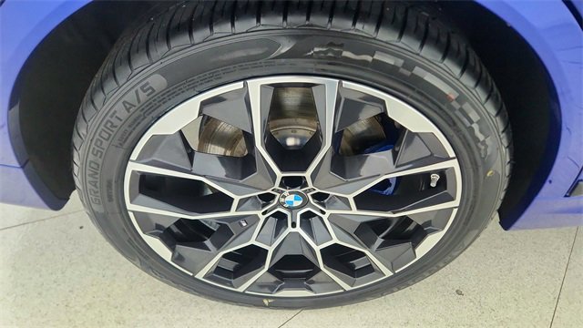 Used 2025 BMW X7 M60i image 62