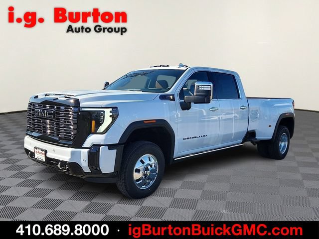 New 2026 GMC Sierra 3500 Denali Ultimate w/ LPO, Black Badging Package AWD/4WD image 2