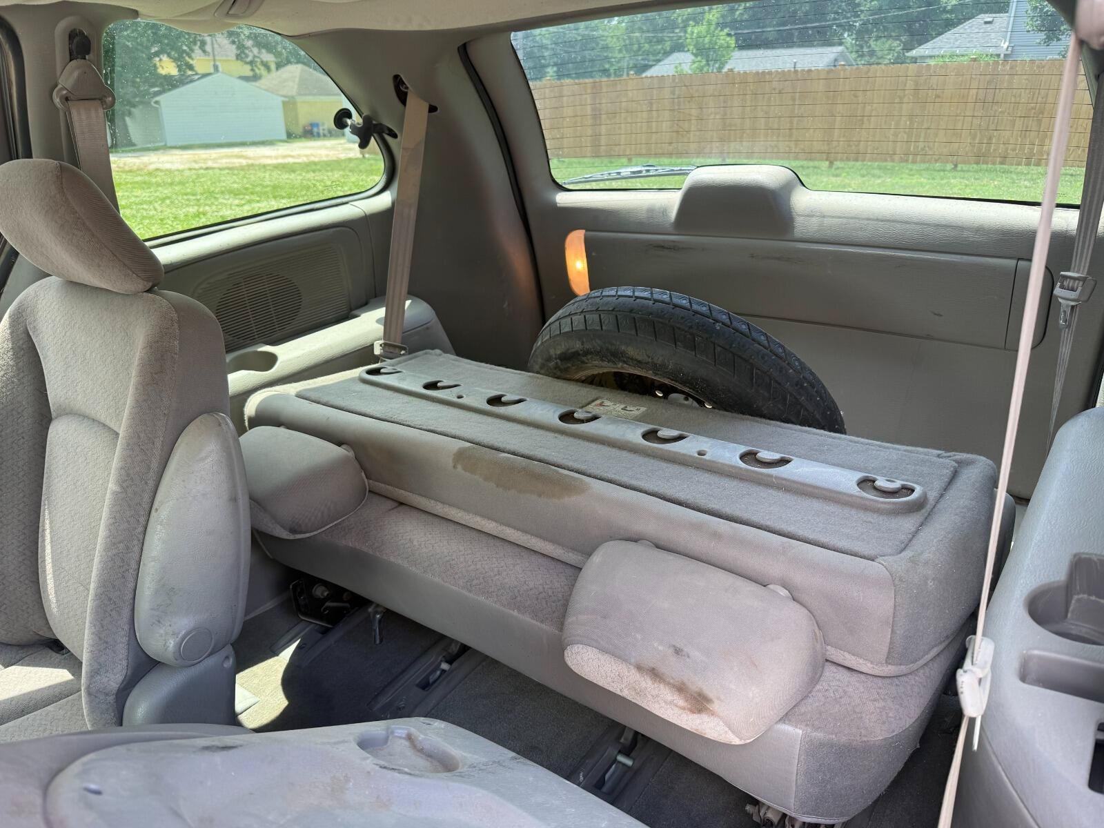 Used 2003 Dodge Caravan SE FWD image 14