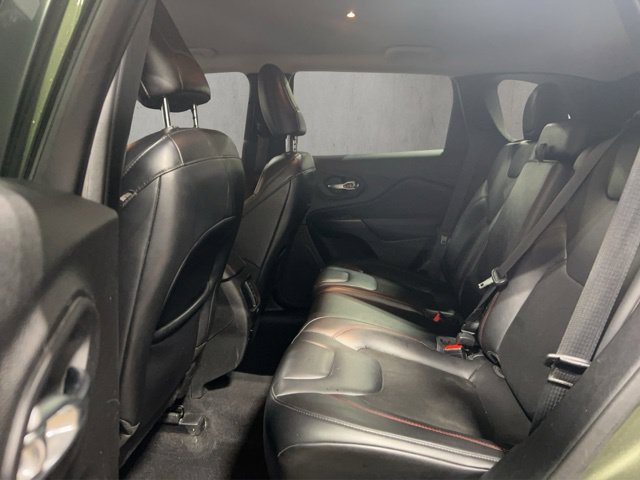 Used 2020 Jeep Cherokee Trailhawk w/ Cold Weather Group AWD/4WD image 6