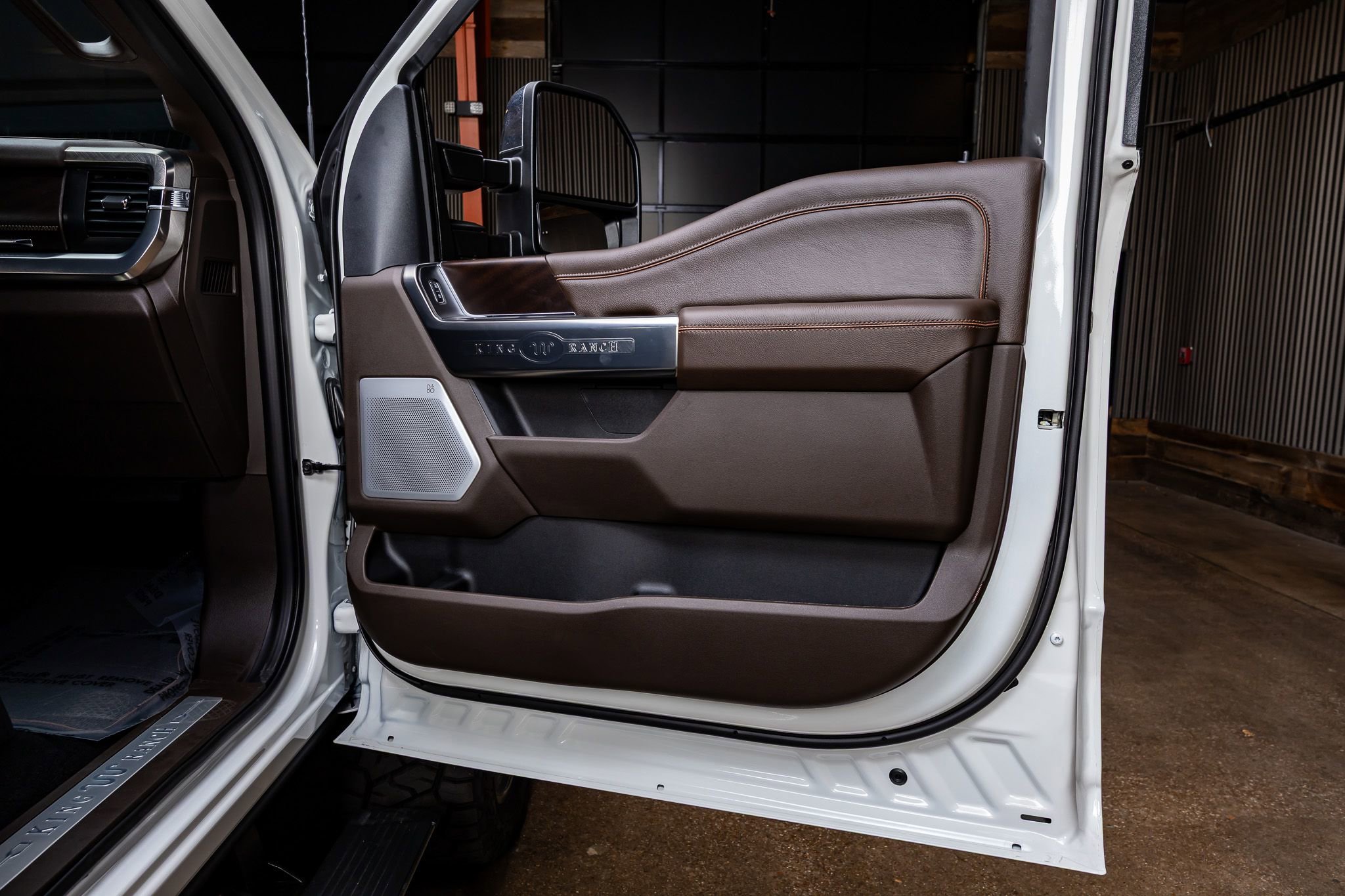 Used 2026 Ford F350 King Ranch w/ Chrome Package image 36