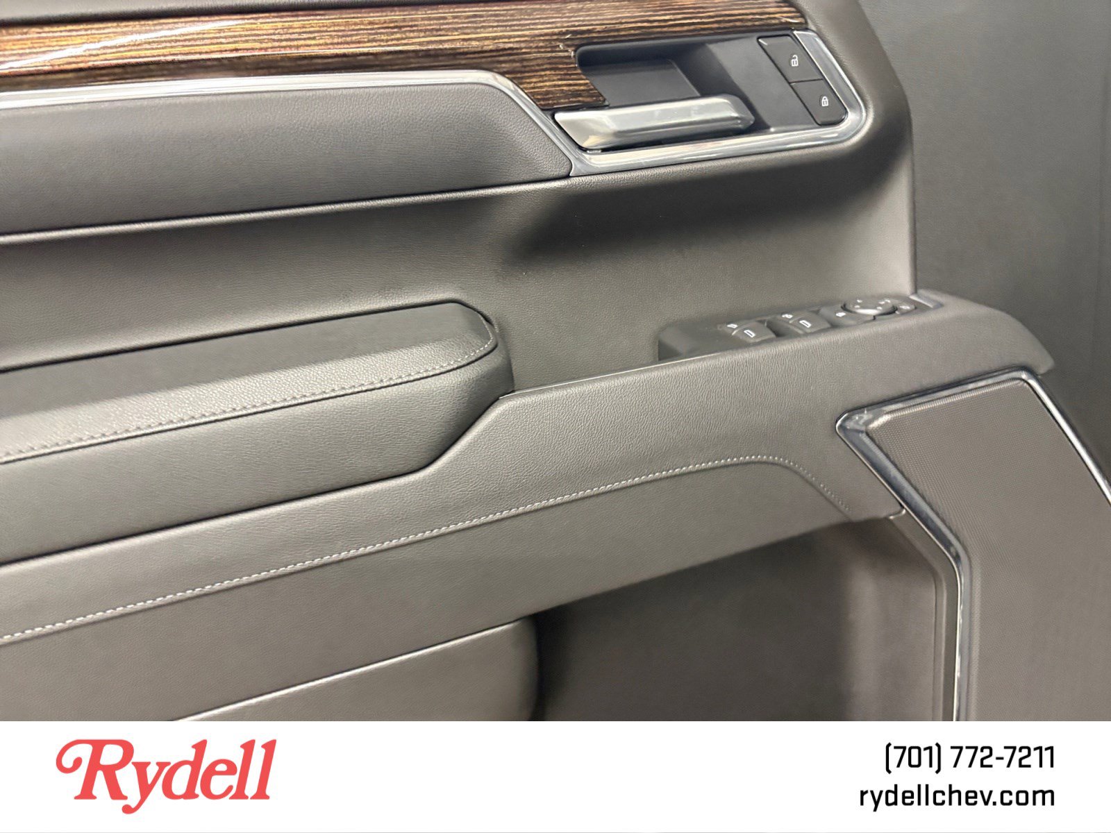 New 2026 GMC Sierra 1500 Elevation image 13