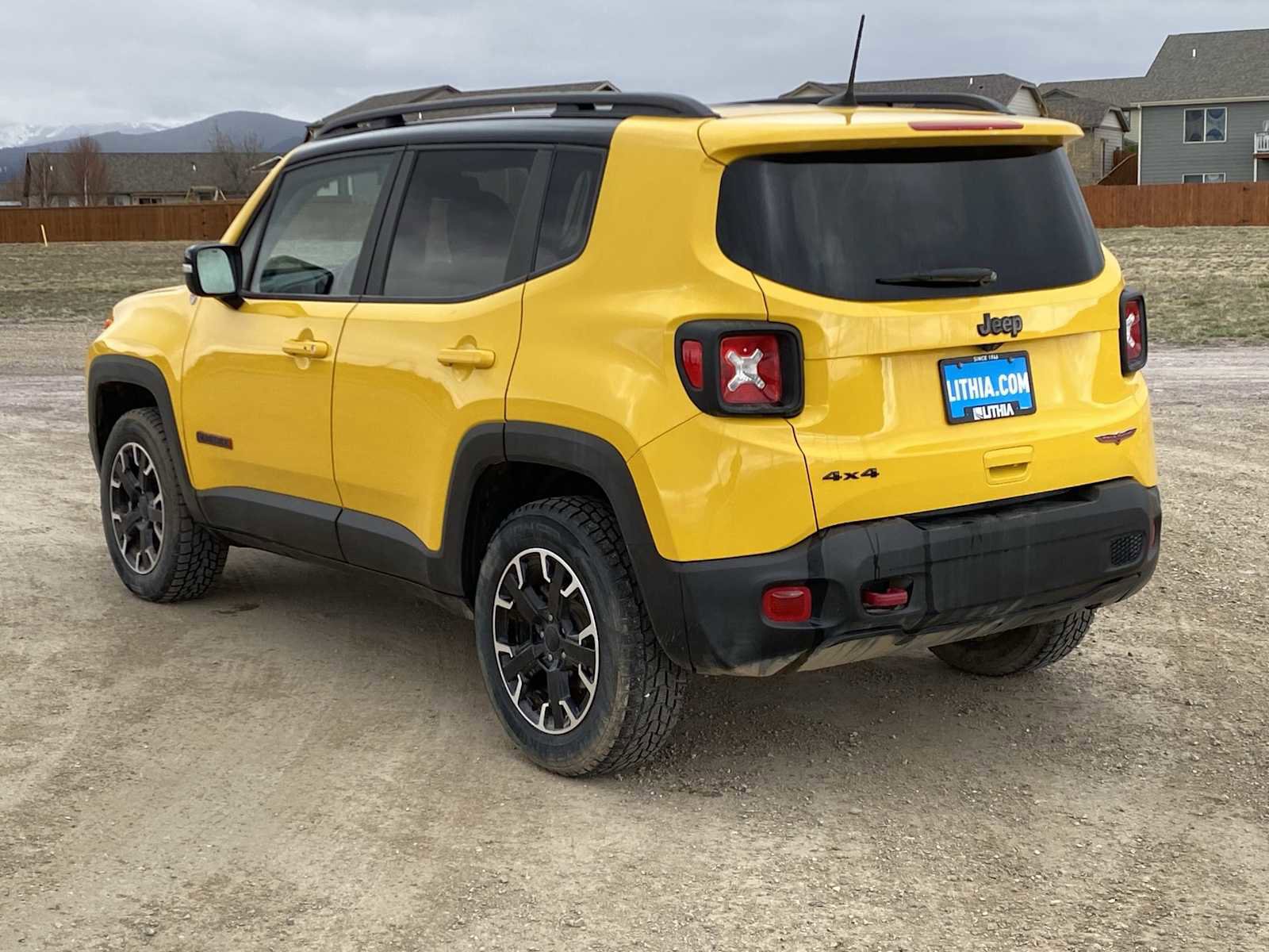 Used 2023 Jeep Renegade Trailhawk image 12