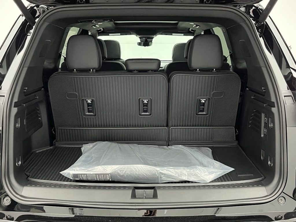 New 2026 Buick Enclave Sport Touring w/ Power Package image 11