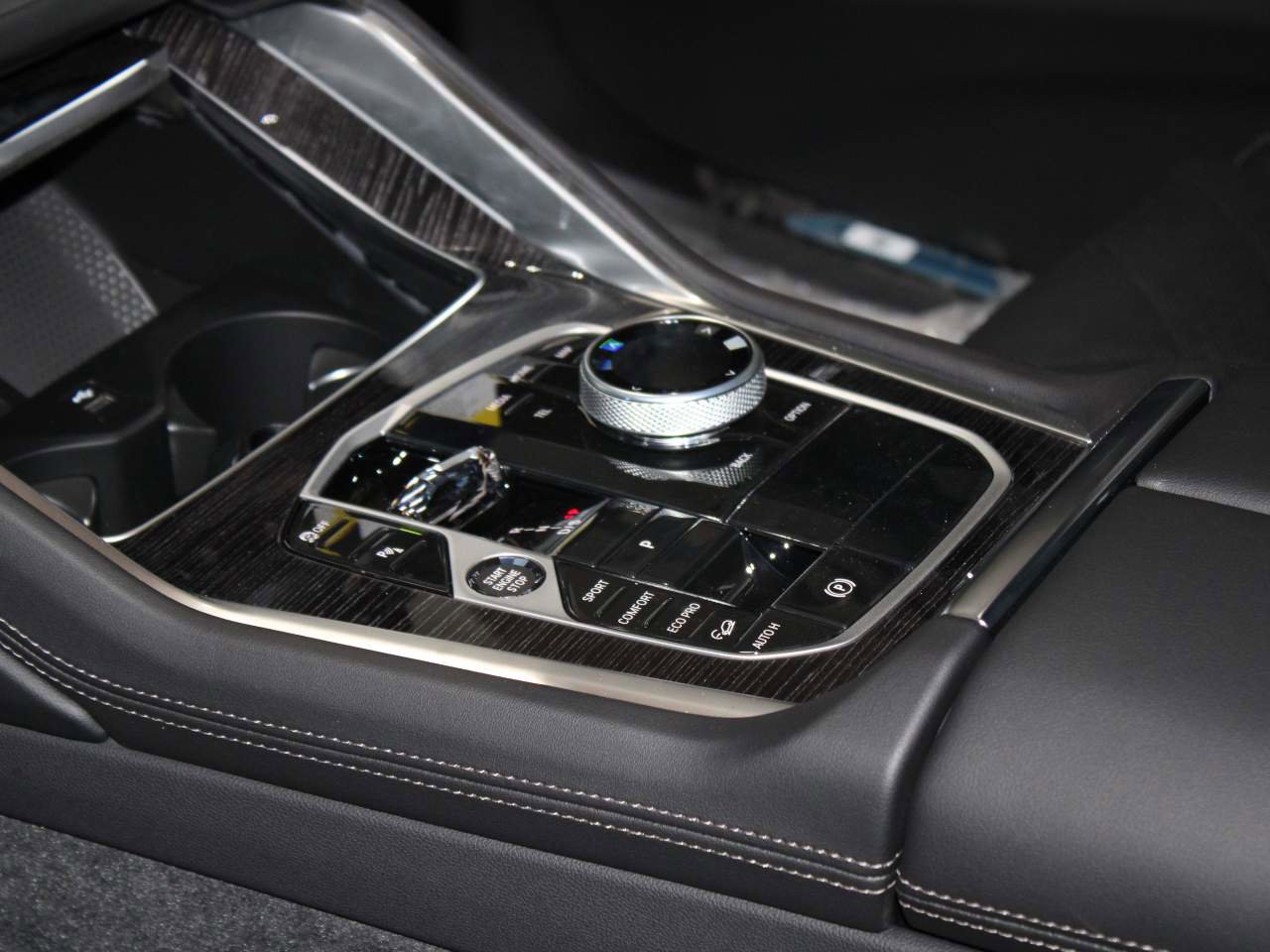 New 2026 BMW X6 xDrive40i image 12