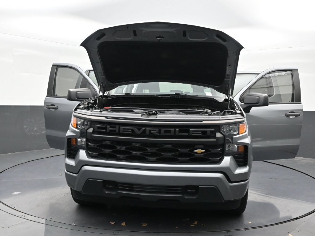 Used 2023 Chevrolet Silverado 1500 Custom RWD image 38