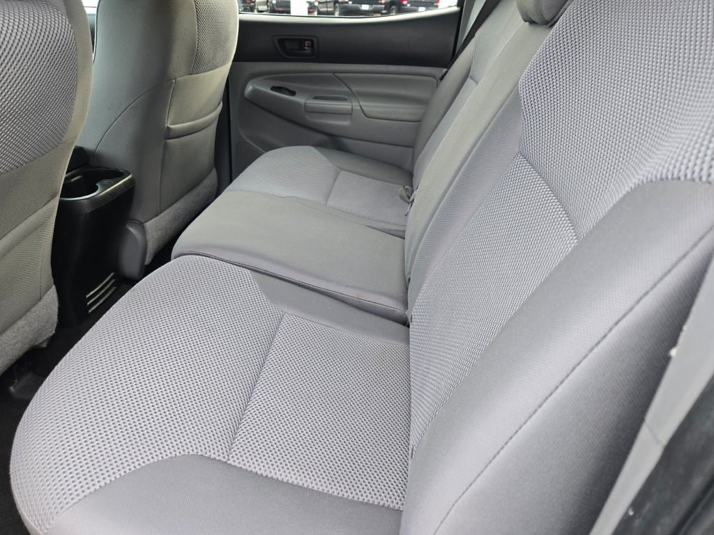 Used 2014 Toyota Tacoma 4x4 Double Cab image 16