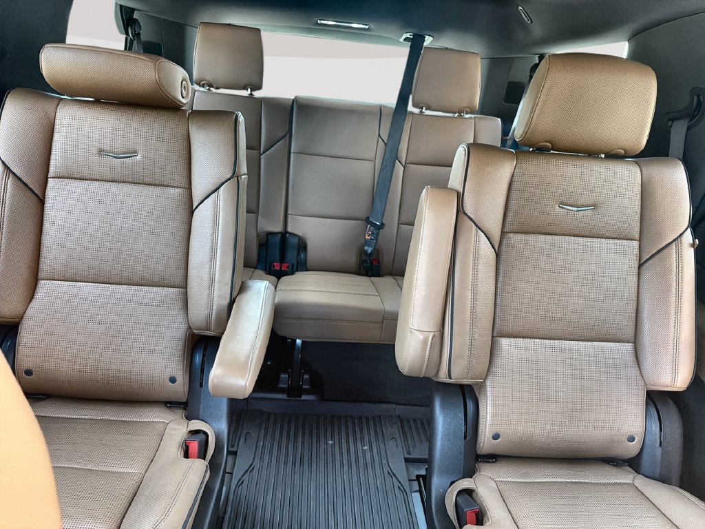Used 2025 Cadillac Escalade Premium Luxury w/ Touring Package AWD/4WD image 25