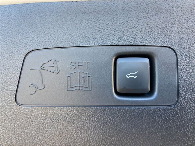 Used 2023 Lincoln Corsair AWD w/ Equipment Group 101A image 35