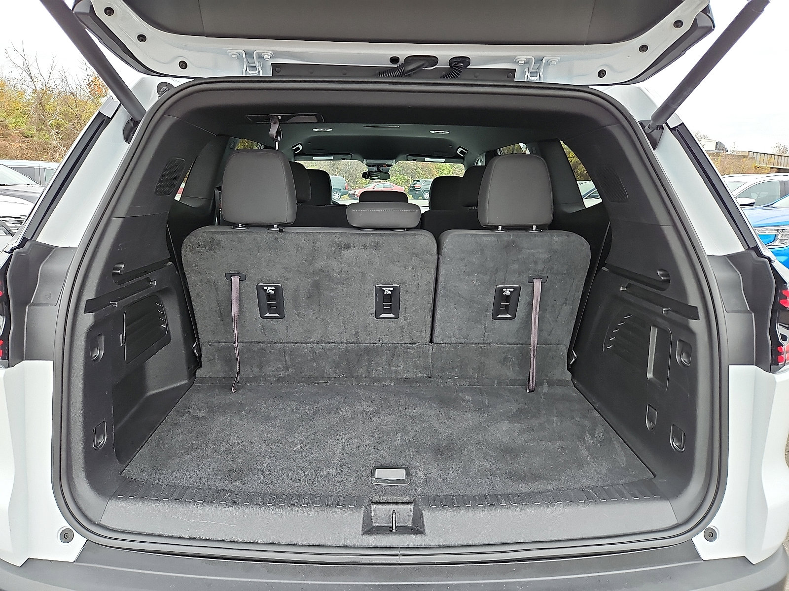 Certified 2025 GMC Acadia Elevation image 28