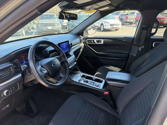 Used 2020 Ford Explorer XLT w/ Comfort Package image 14