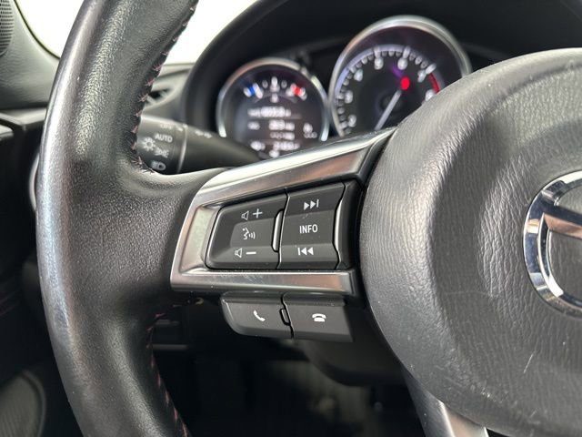 Used 2019 MAZDA MX-5 Miata RF Grand Touring image 15
