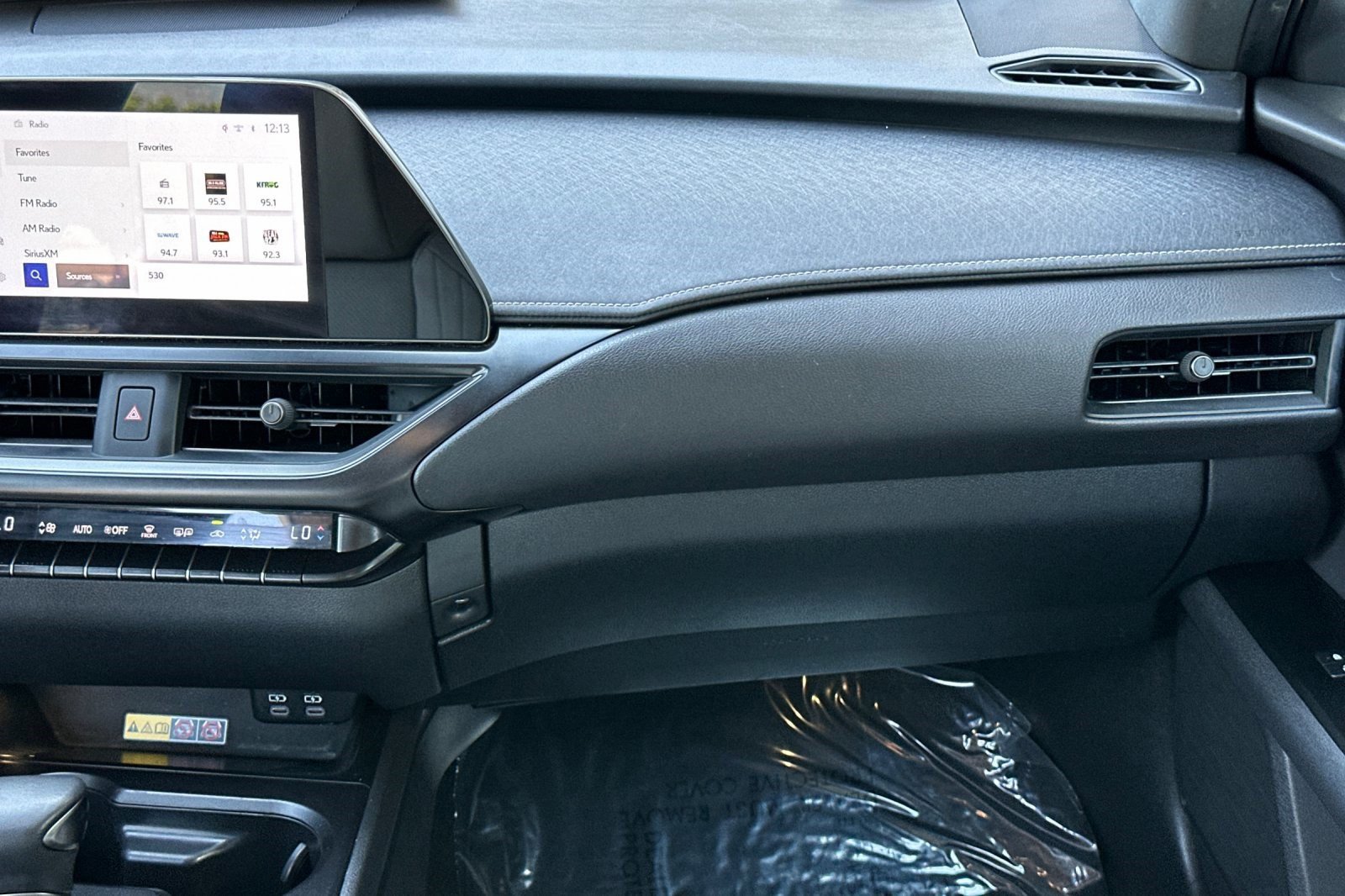 Certified 2023 Lexus UX 250h F Sport w/ Accessory Package (A2) image 29