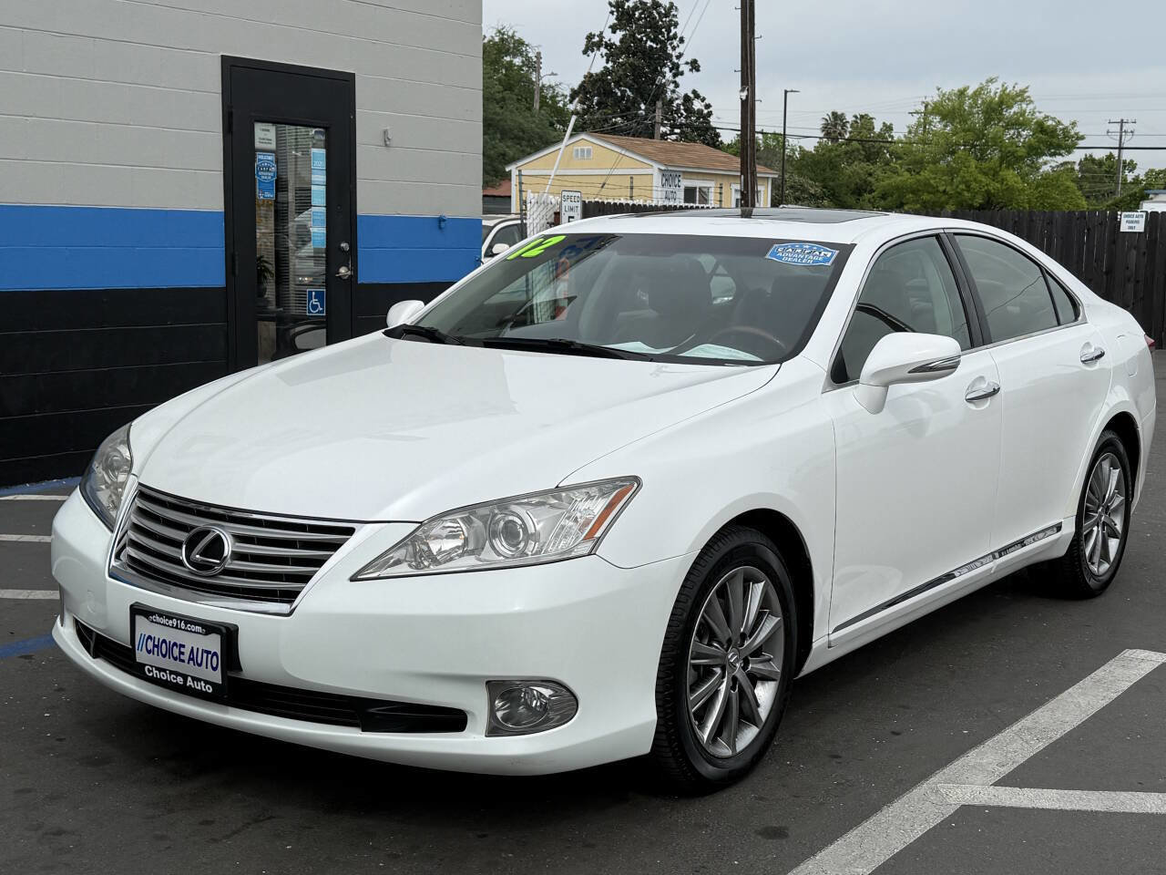 Used 2012 Lexus ES 350 w/ Touring Special Edition image 3