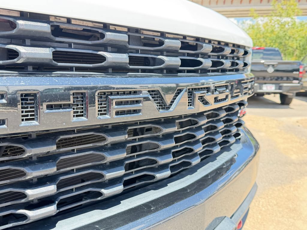 Used 2019 Chevrolet Silverado 1500 Custom Trail Boss w/ Custom Convenience Package AWD/4WD image 11