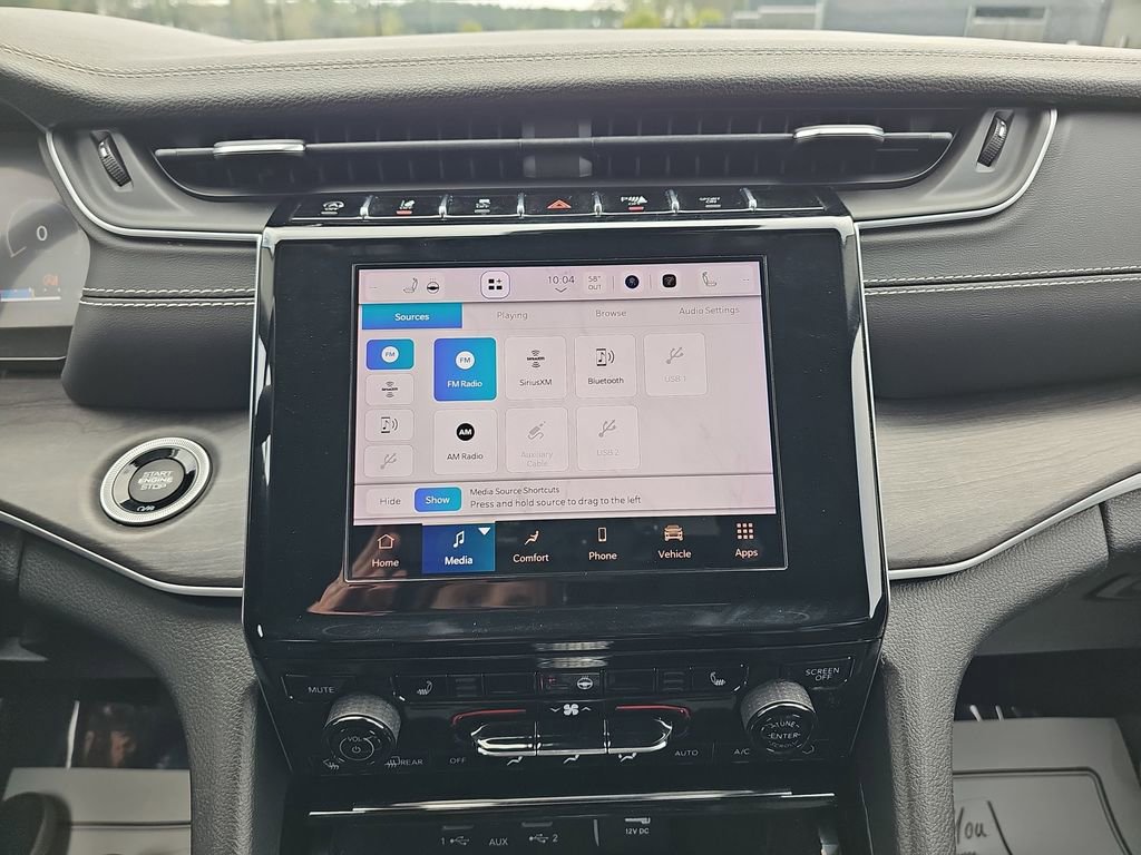 Used 2022 Jeep Grand Cherokee L Limited image 26