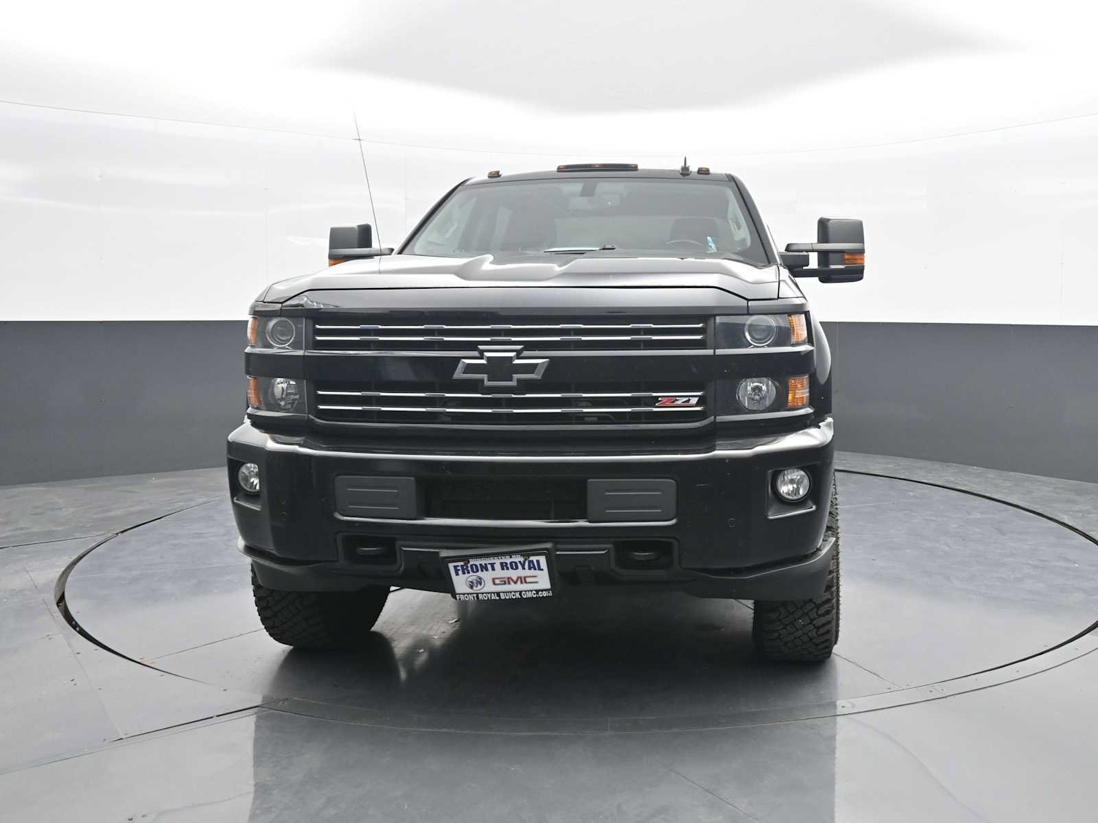 Used 2016 Chevrolet Silverado 2500 LT w/ Midnight Edition AWD/4WD image 3