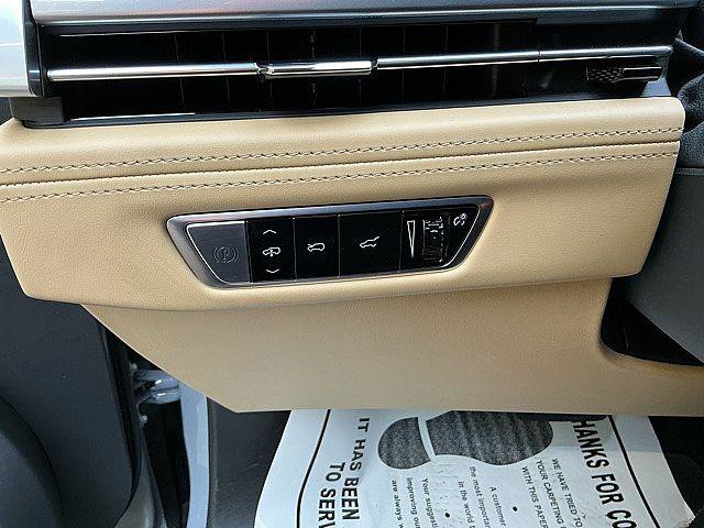 Used 2026 Cadillac Escalade IQL Sport 2 AWD/4WD image 24