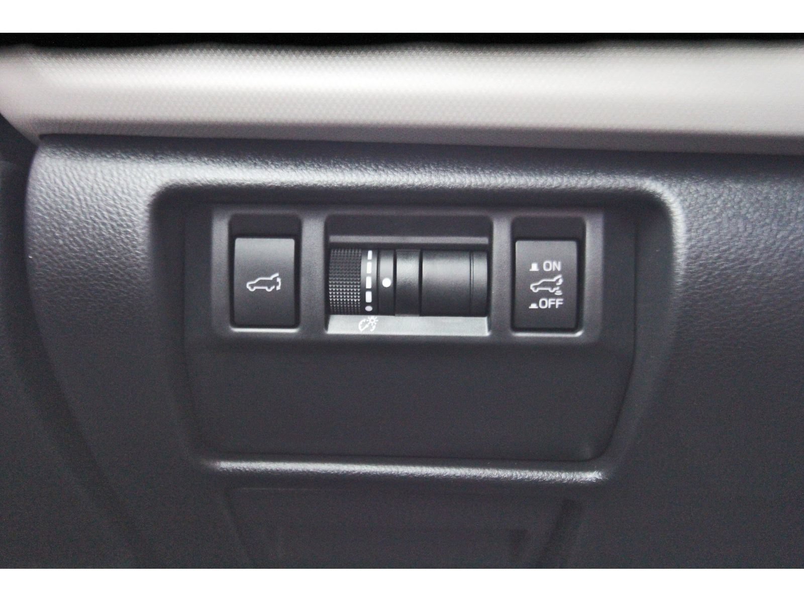Certified 2025 Subaru Forester Premium AWD/4WD image 20