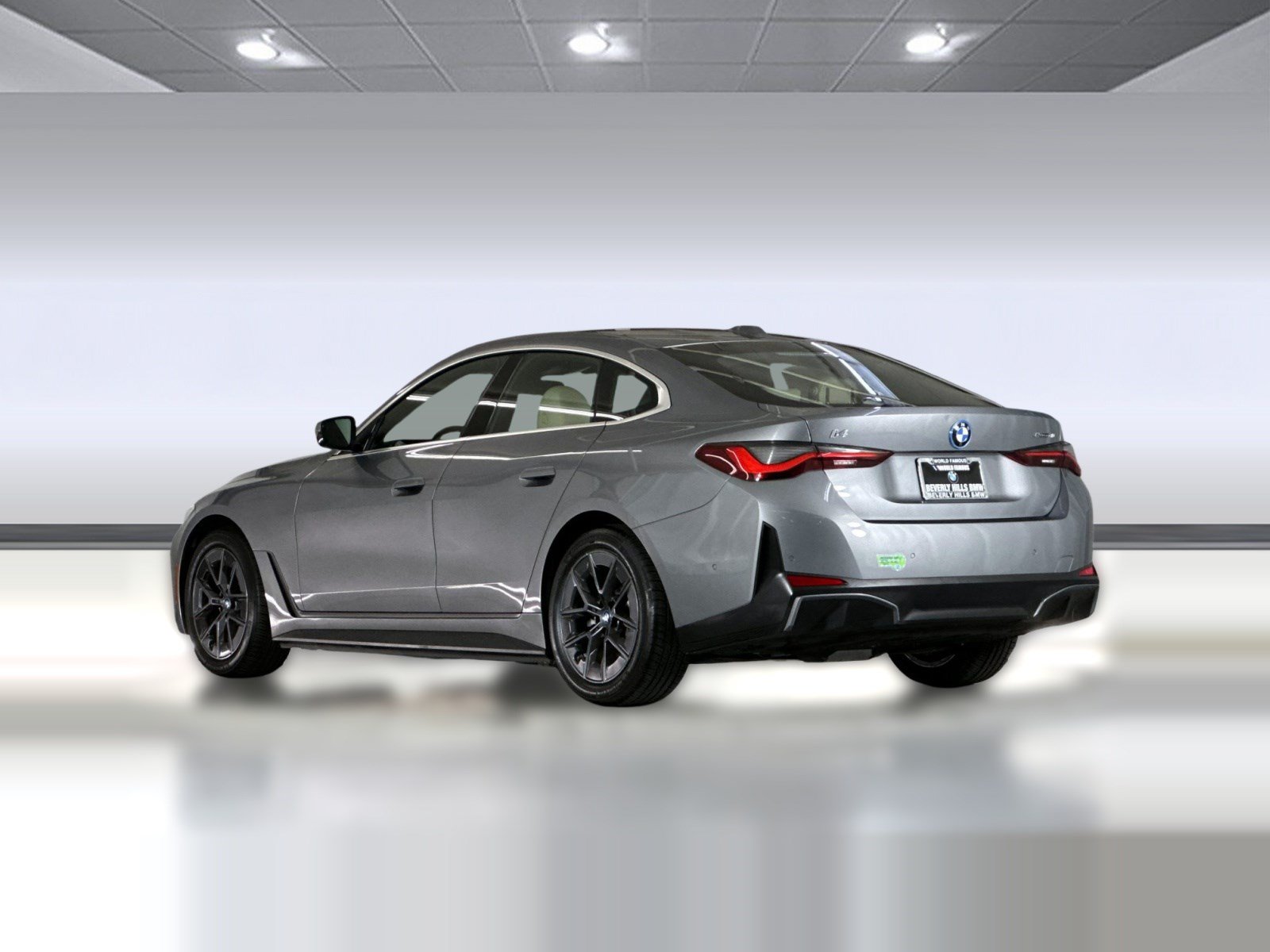 Used 2023 BMW i4 eDrive40 w/ Premium Package RWD image 3