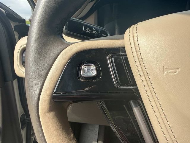 Used 2024 Lincoln Aviator Reserve w/ Equipment Group 201A image 30