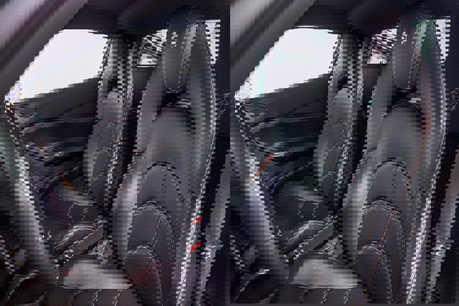 Used 2016 Ferrari 488 GTB image 16