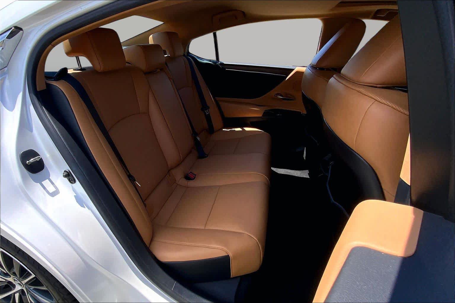 Certified 2024 Lexus ES 350 w/ Premium Package FWD image 20