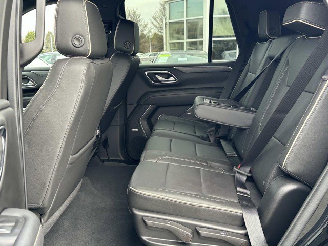 Used 2022 GMC Yukon SLT w/ SLT Luxury Package image 13